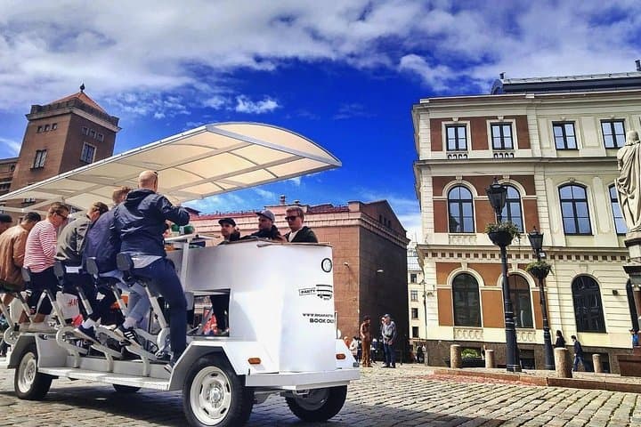 Beer Bike Tour in Riga Old Town: Sip, Cycle, See the City in an Hour