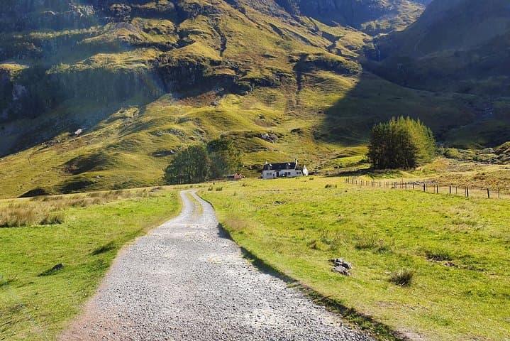 Private Glencoe Driving Tour from Edinburgh — Highlands Glens, Lochs & Wildlife photo 5