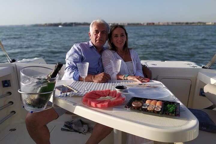 Sunset Stroll Along Cádiz Bay — Private Romantic Walk