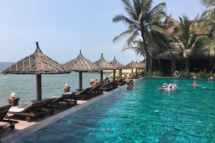 Mui Ne Dunes & Fairy Stream: 2-Day Private Escape from Saigon