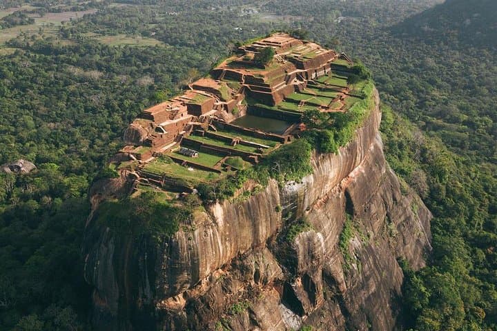 Uncharted Ceylon: 7-Day Private Tour from Colombo to Kandy, Sigiriya & Kithulgala photo 6