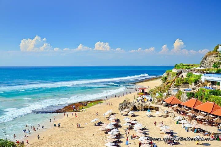 Discover Bali's Pristine Beaches and Mesmerizing Uluwatu Sunset photo 4