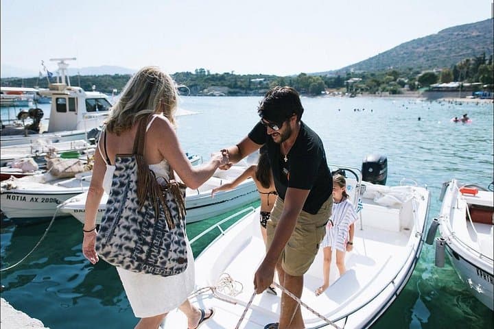 Private 4‑Hour Boat Trip to Seitan Limania — Akrotiri Coves & Snorkel photo 4