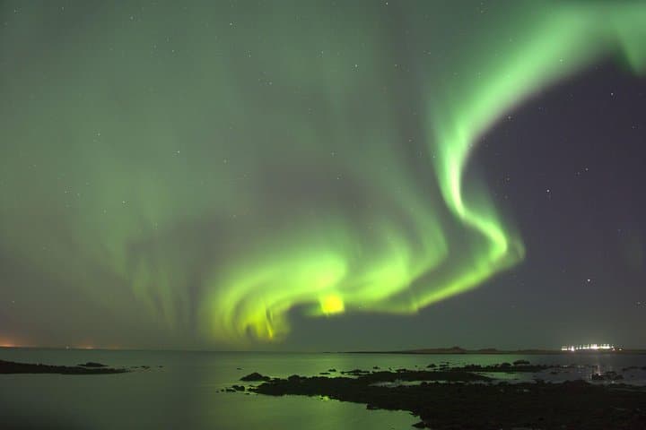 Reykjavík Northern Lights Cruise: Evening Aurora Sail from Downtown photo 5