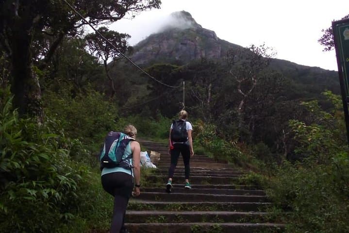 Full Moon Pilgrimage to Adam’s Peak (Sri Pada): Night Hike to Sunrise