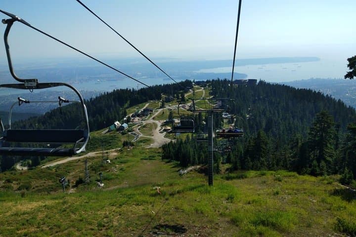 Private Vancouver Day Trip: Grouse Mountain Gondola & Capilano Suspension Bridge Experience