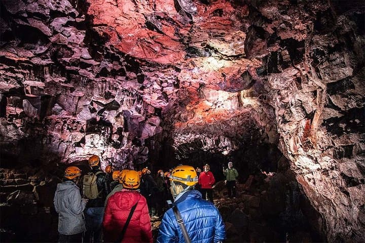Reykjavik Lava Tunnel & Golden Circle Combo — Raufarhólshellir Caving plus Gullfoss, Geysir & Þingvellir photo 2