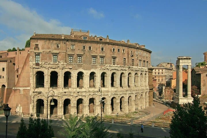 Underground Rome: Capuchin Crypts, Aqua Virgo & Historic Center Walking Tour photo 3