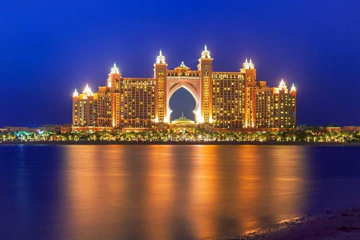 Private Dubai Day Tour from Abu Dhabi — Burj Khalifa & Marina Dinner Cruise photo 2