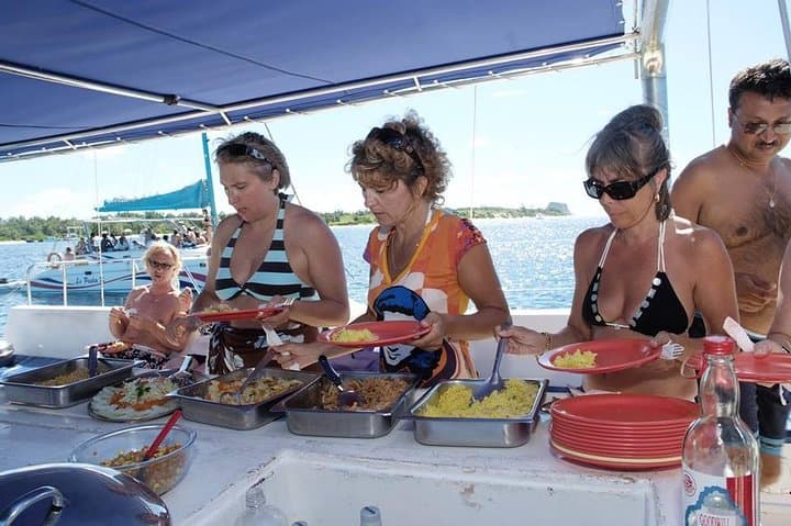 Gabriel Island Catamaran Cruise from Grand Bay — Snorkel Ilot Gabriel photo 3