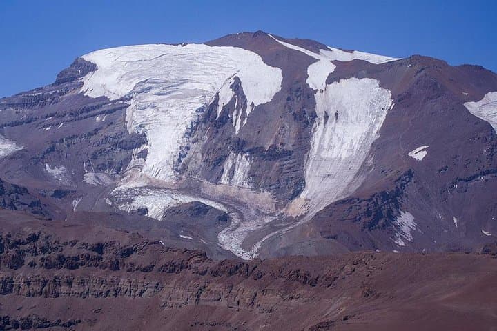 Summit El Pintor: Full-Day High-Altitude Hike from Santiago photo 5