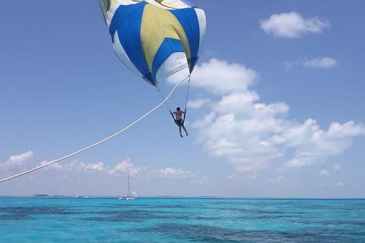 Isla Mujeres Catamaran Cruise: All-Inclusive Day Trip from Cancún photo 4