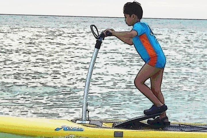 Boracay WaterWalkers: Walk-on-Water Hobie Mirage Eclipse Experience photo 5
