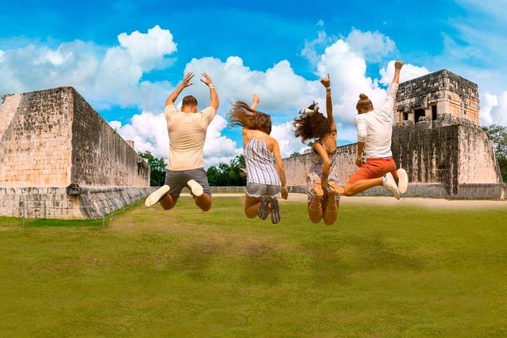 Tulum & Xel-Há: All-Inclusive Snorkel and Ruins Day Tour photo 3