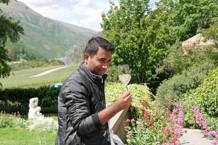 Gibbston Wine Trail: Half-Day Boutique Winery Tour from Queenstown photo 4