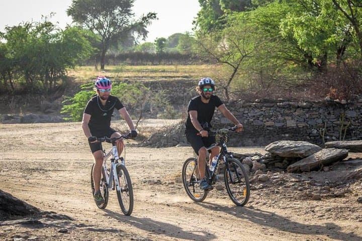 Morning Jaipur Cycle Tour: Pink City Bike & Street Food Experience photo 5