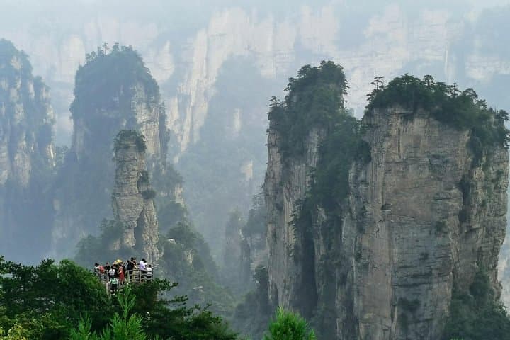 Zhangjiajie 4-Day Highlights: Tianzi, Yuanjiajie & Tianmen Mountain Adventure