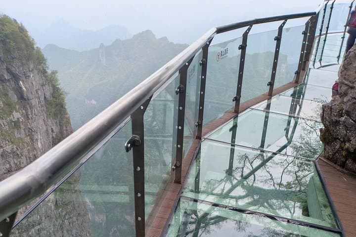Zhangjiajie 4-Day Highlights: Tianzi, Yuanjiajie & Tianmen Mountain Adventure photo 3