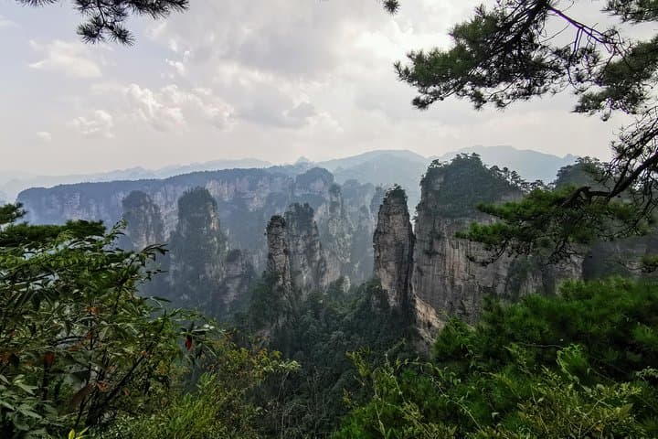 Zhangjiajie 4-Day Highlights: Tianzi, Yuanjiajie & Tianmen Mountain Adventure photo 6