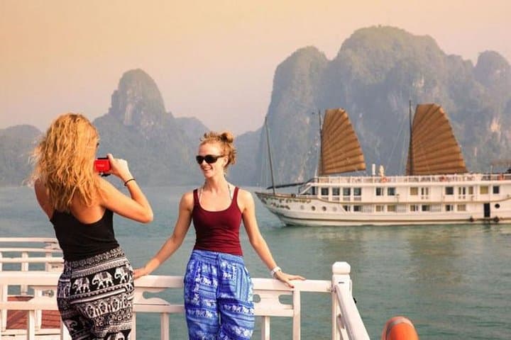 Halong Bay 2-Day Fantasea Cruise: Overnight Limestone Island Adventure photo 3