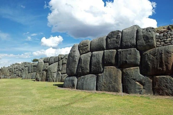4-Day Cusco to Machu Picchu & Humantay Lake Private Tour — From Cusco photo 2