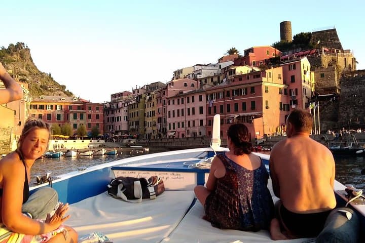 Brunch and Snorkel: Afternoon Boat Tour from Levanto to Cinque Terre photo 3