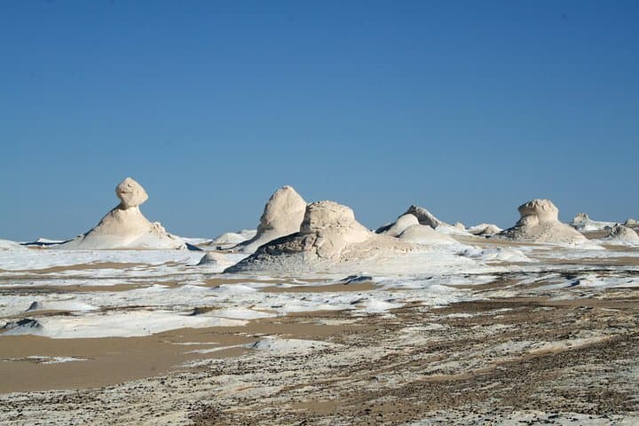 3-Day White Desert & Bahariya Oasis Adventure: Camping, Formations, and Roman Springs photo 6