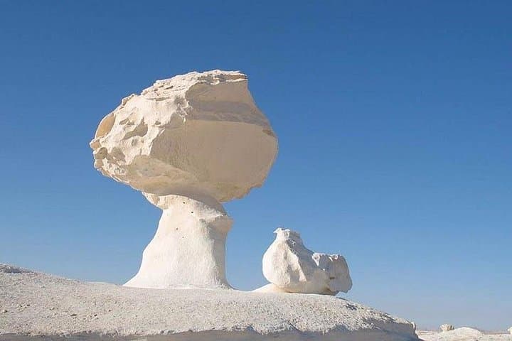 3-Day White Desert & Bahariya Oasis Adventure: Camping, Formations, and Roman Springs photo 5