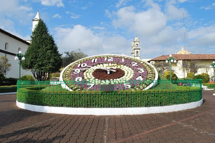 Full-Day Private Tour to Chignahuapan & Zacatlán: Spheres, Clocks and Glass-Viewpoints photo 3