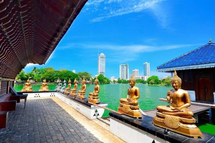 Colombo Buddhist Legend Shore Excursion: Colombo Port City Tour photo 3