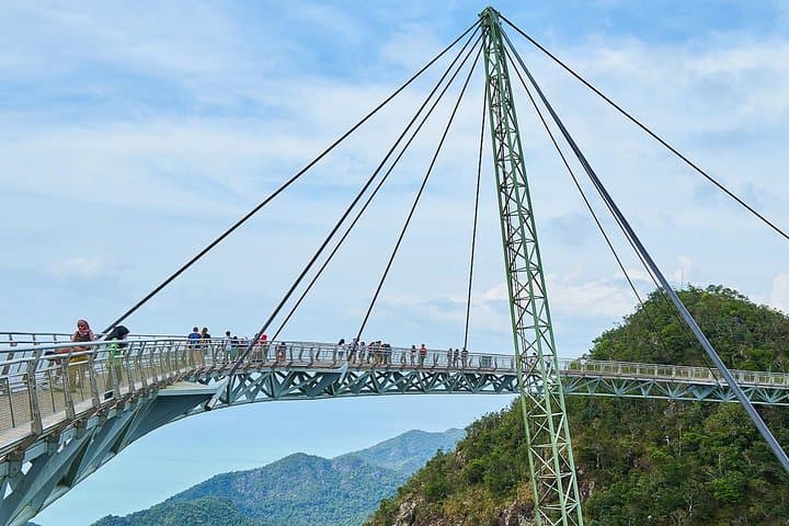 Half-Day Langkawi Discovery: SkyCab, Gunung Mat Cincang & Oriental Village photo 4