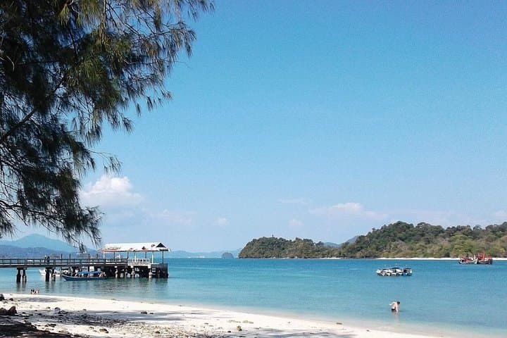 Langkawi Island Hopping: Day Trip to Dayang Bunting, Singa Besar & Beras Basah