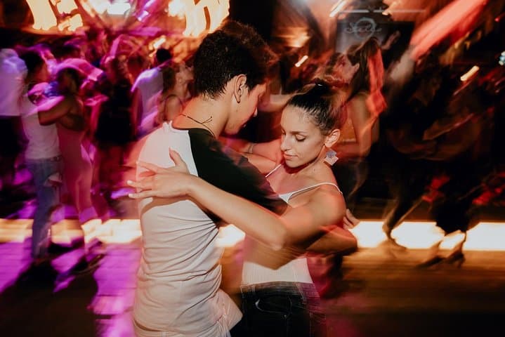 Dubai Salsa Night: Social Latin Dance Experience in the City