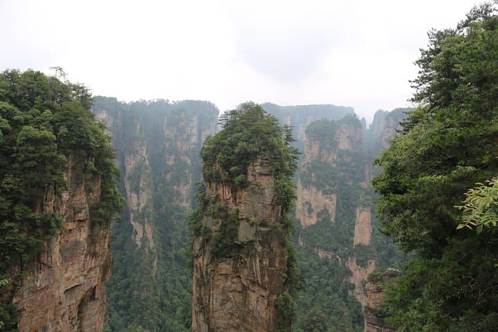 Zhangjiajie Glass Bridge, Yuanjiajie Avatar & Tianzi Mountain — One-Day Tour photo 2