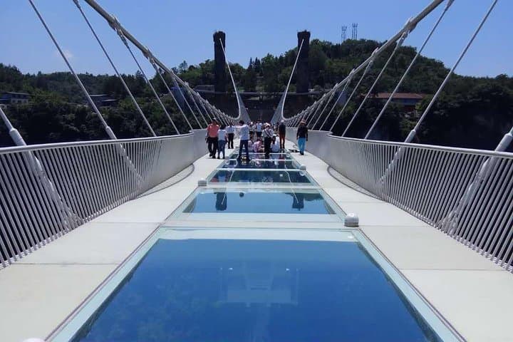 Zhangjiajie Glass Bridge, Yuanjiajie Avatar & Tianzi Mountain — One-Day Tour photo 3