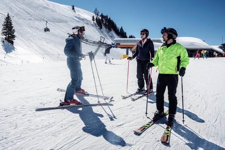 Private Ski Instructor on Titlis: Engelberg Personalized Ski Lessons