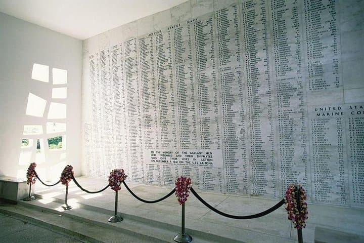 Pearl Harbor & Honolulu Highlights: Arizona Memorial, Punchbowl Cemetery and City Tour photo 2