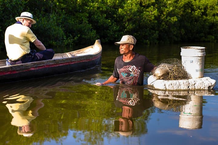 Cartagena Mangrove Nature Photography Tour: Sunrise & Sunset Canoe Workshop photo 1