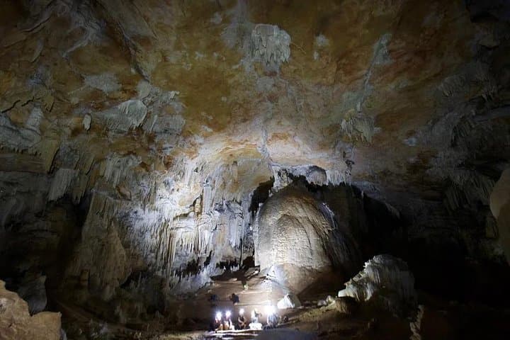 Crystal Cave Belize: Guided Caving Adventure with Mayan Artifacts and Lunch photo 4