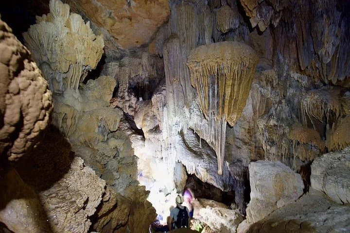 Crystal Cave Belize: Guided Caving Adventure with Mayan Artifacts and Lunch
