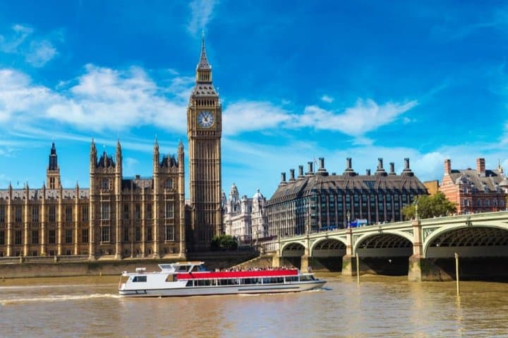 Dover Cruise Terminal to London Private Minivan Transfer — Private Arrival Minivan Service photo 5