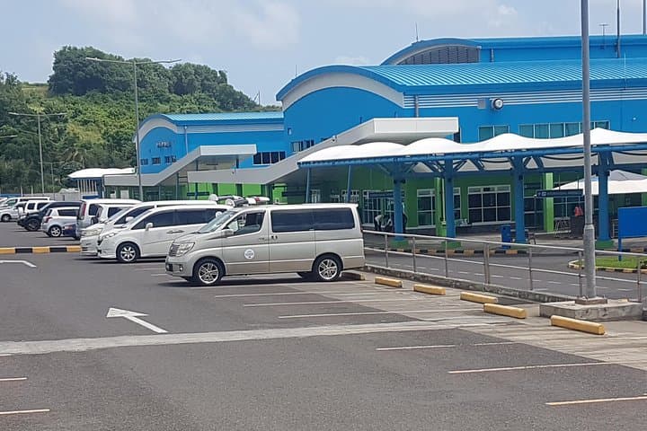 Private Argyle International Airport Transfer to Kingstown Hotels — Fast, Air-Conditioned Ride photo 1