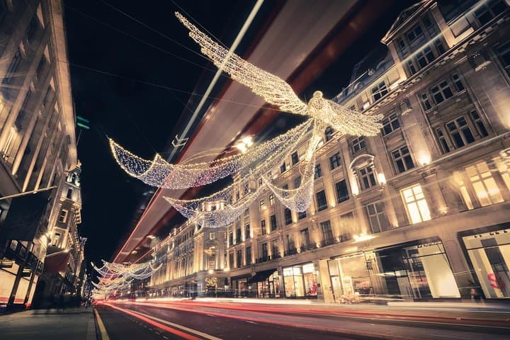London Christmas Lights Tour on a Vintage Double-Decker Bus photo 3