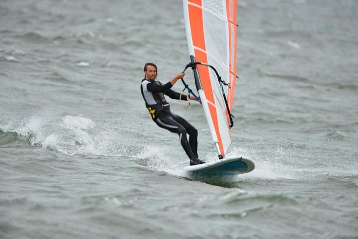 Dynamic Windsurfing Beginner Class Day 1 in Stockholm — Learn to Sail the City Winds photo 4