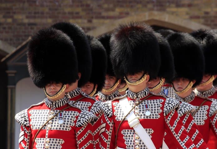 Half-Day Private London Tour: Walk Westminster to Tower Highlights photo 4