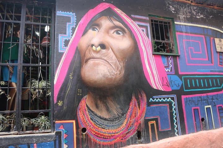 La Candelaria Graffiti Tour — Bogotá Street Art Walking Experience photo 3