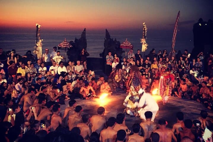 Uluwatu Sunset and Kecak Fire Dance: Half-Day Temple Visit, Sunset & Jimbaran Seafood photo 2
