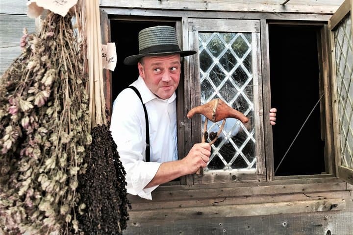 Salem Storywalk: 2.5-Hour Historical & Sightseeing Guided Walk