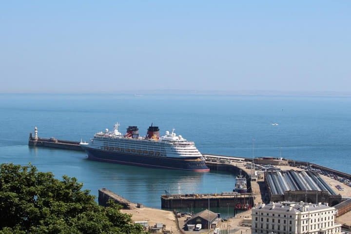Private Transfer from Dover Cruise Terminals to Heathrow Airport