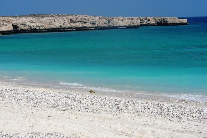 Oman in Six Days: Wadis, Desert, and the Grand Canyon on the Latifa Package Tour photo 3